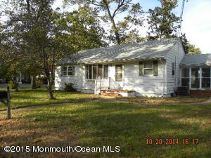 700 Springfield Ave, Pine Beach, NJ 08741 photo 2