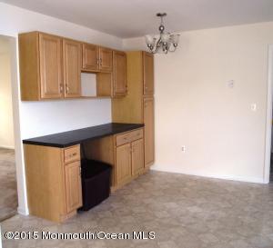 8 Peter Pl, Hazlet, NJ 07730 photo 3