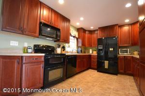 410 Constitution Dr, Forked River, NJ 08731 photo 3