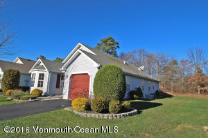 41 Meadows Ln, Whiting, NJ 08759 photo 3