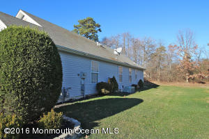 41 Meadows Ln, Whiting, NJ 08759 photo 39