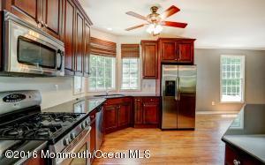 8 Mariners Bnd, Brielle, NJ 08730 photo 5