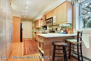 7 Center St, Rumson, NJ 07760 photo 5