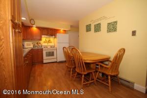 623 Windsor St, Forked River, NJ 08731 photo 9
