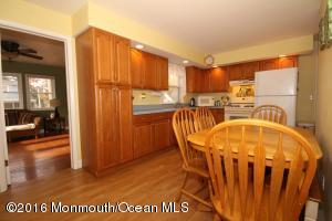 623 Windsor St, Forked River, NJ 08731 photo 8