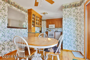141 Roosevelt Dr, Brick, NJ 08724 photo 10