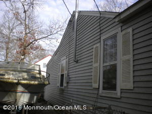 908 Windsor St, Forked River, NJ 08731 photo 3