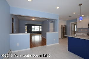 4 Easton Rd, Toms River, NJ 08757 photo 5