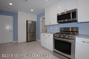 4 Easton Rd, Toms River, NJ 08757 photo 7