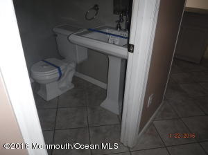 907 Gloucester Ave, Brick, NJ 08723 photo 6