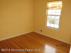 907 Gloucester Ave, Brick, NJ 08723 photo 8