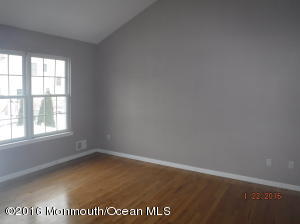 907 Gloucester Ave, Brick, NJ 08723 photo 7
