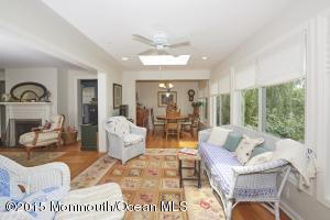 491 Locust Point Rd, Middletown, NJ 07748 photo 5
