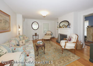 491 Locust Point Rd, Middletown, NJ 07748 photo 3