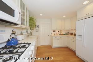 491 Locust Point Rd, Middletown, NJ 07748 photo 7