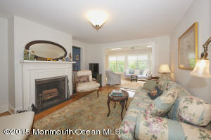 491 Locust Point Rd, Middletown, NJ 07748 photo 4