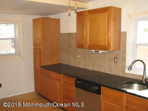 35 Ideal Ave, North Middletown, NJ 07748 photo 4
