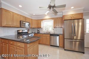 25 1st St, Rumson, NJ 07760 photo 8