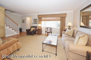 25 1st St, Rumson, NJ 07760 photo 4