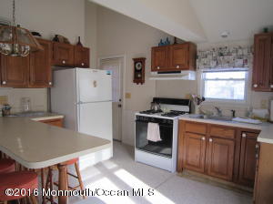 1410 Riverview Dr, Forked River, NJ 08731 photo 4