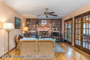 8 Blueberry Ln, Leonardo, NJ 07737 photo 7
