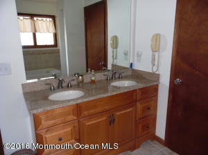 3 Beacon Dr, Waretown, NJ 08758 photo 15