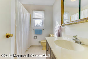 47 Eagle Rd, Marlboro, NJ 07746 photo 16