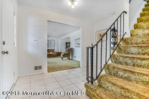 47 Eagle Rd, Marlboro, NJ 07746 photo 4