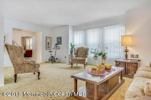47 Eagle Rd, Marlboro, NJ 07746 photo 6