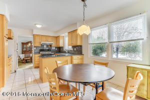 47 Eagle Rd, Marlboro, NJ 07746 photo 8