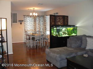 1 Mainbraid Ct, Tinton Falls, NJ 07753 photo 1