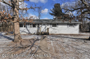 4 Castle Ave, Jackson, NJ 08527 photo 1