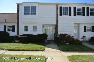 124 Walnut Dr, Spring Lake Heights, NJ 07762 photo 2