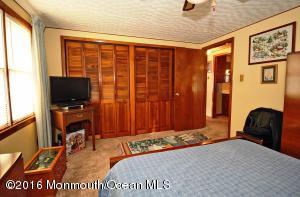 13 Baker Dr, Helmetta, NJ 08828 photo 12
