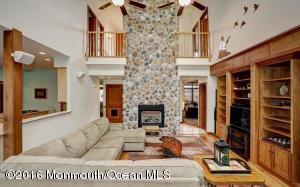 11 Oneil St, Leonardo, NJ 07737 photo 5