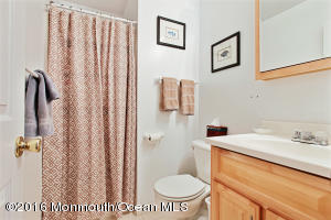 302 Brielle Ave, Brielle, NJ 08730 photo 11