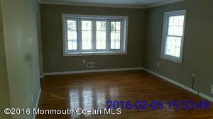 7 Dover St, Jackson, NJ 08527 photo 5