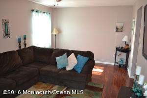 35 Lorelei Dr, Howell, NJ 07731 photo 12