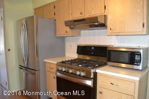 35 Lorelei Dr, Howell, NJ 07731 photo 10