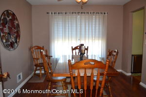 35 Lorelei Dr, Howell, NJ 07731 photo 3