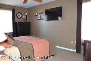 35 Lorelei Dr, Howell, NJ 07731 photo 15