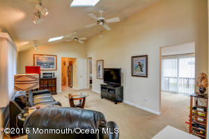 9 Wake Pl, Brick, NJ 08723 photo 11