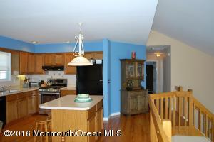 39 Marc Dr, Howell, NJ 07731 photo 8