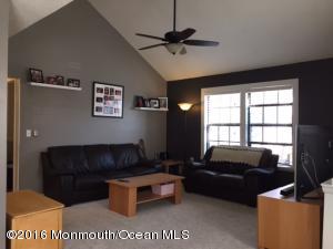 111 Daisy Ct, Jackson, NJ 08527 photo 2