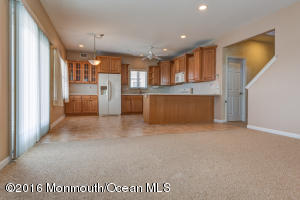 52 Beacon Dr, Waretown, NJ 08758 photo 9