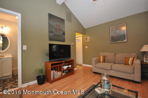810 Maple Ave, Brick, NJ 08724 photo 12