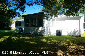 320 Shady Brook Ln, Forked River, NJ 08731 photo 3