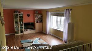 8 Bugle Ct, Howell, NJ 07731 photo 8
