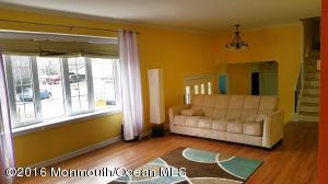 8 Bugle Ct, Howell, NJ 07731 photo 3