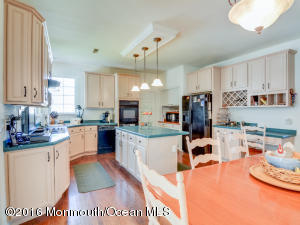 8 Erin Dr, Jackson, NJ 08527 photo 11